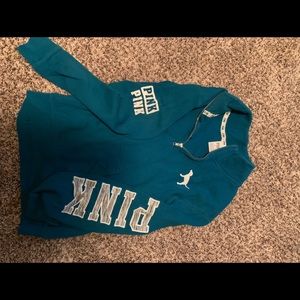 women’s xs PINK quarter zip